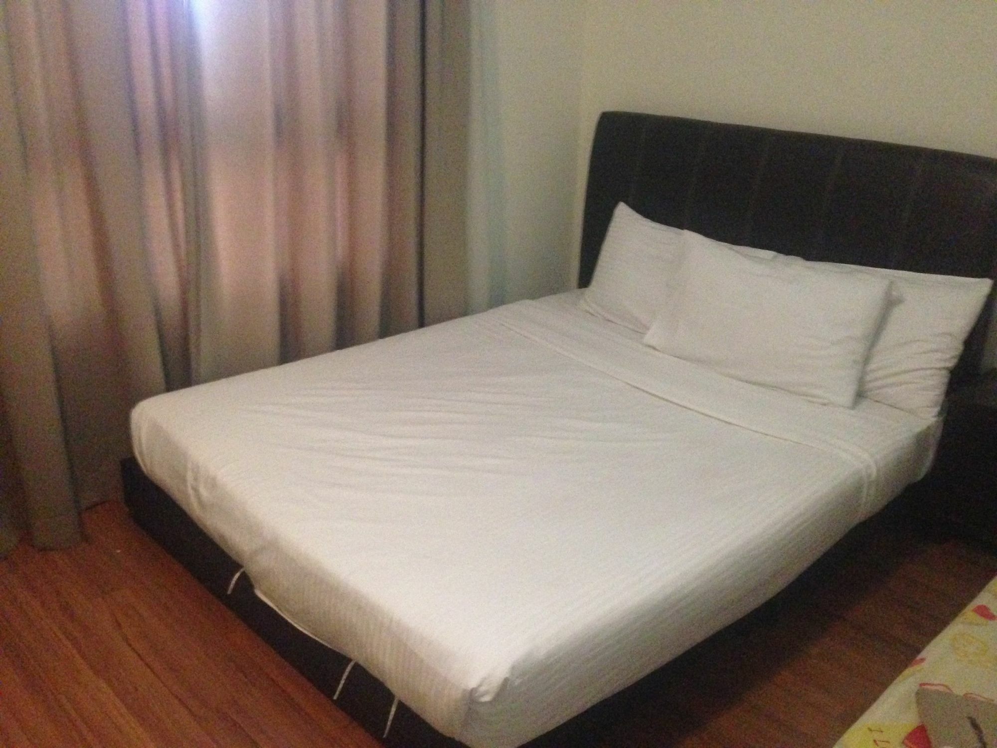 Kl Service Suite At Taragon Kuala Lumpur Eksteriør billede