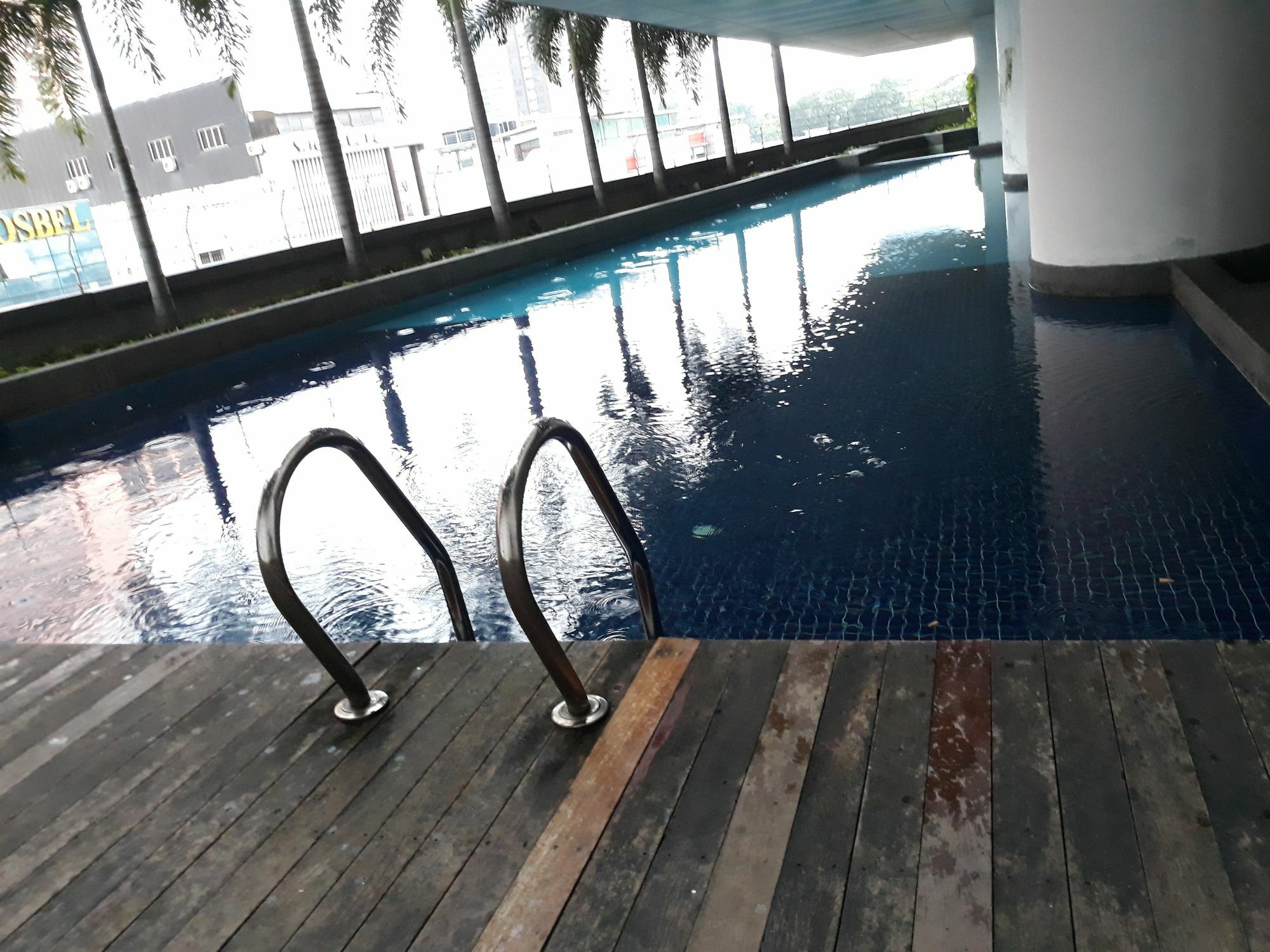 Kl Service Suite At Taragon Kuala Lumpur Eksteriør billede