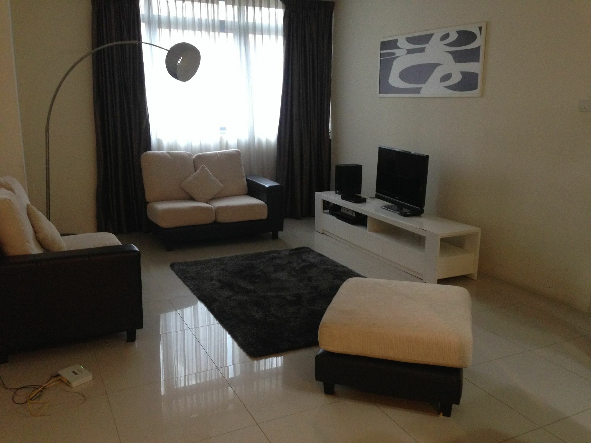 Kl Service Suite At Taragon Kuala Lumpur Eksteriør billede